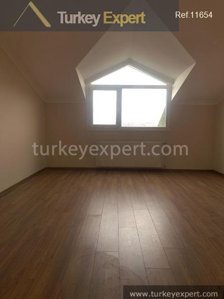 127bedroom apartment with a roof terrace in istanbul buyukcekmece