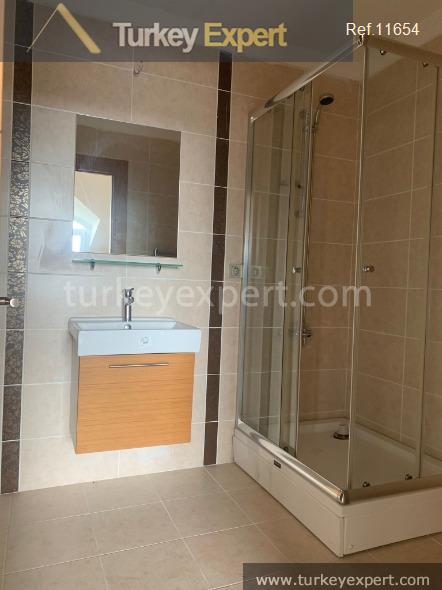 227bedroom apartment with a roof terrace in istanbul buyukcekmece