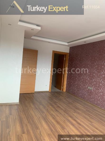 87bedroom apartment with a roof terrace in istanbul buyukcekmece