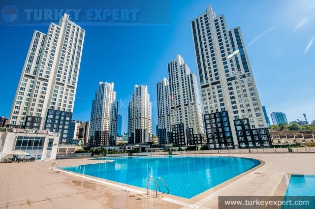 11spacious and bright apartment for sale in istanbul maslak suitable
