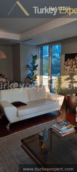 spacious and bright apartment for sale in istanbul maslak suitable7