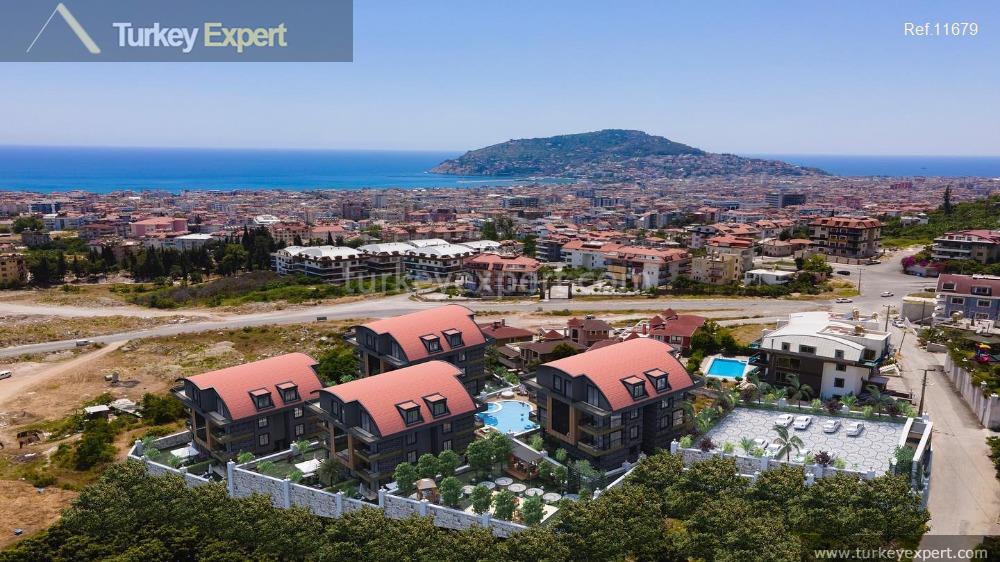 Low-rise modern apartments for sale in Alanya with social facilities 1