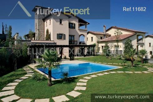 11exclusive tuscaninspired villas with breathtaking views in istanbul buyukcekmece10