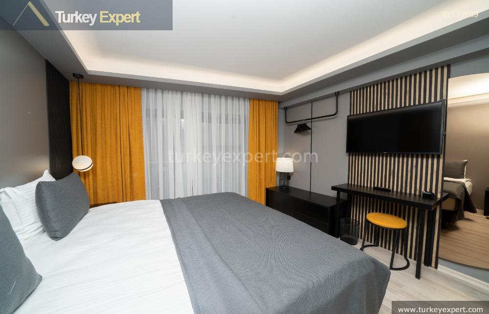 27licensed hotel with 25 m2 rooms in karakoy center16