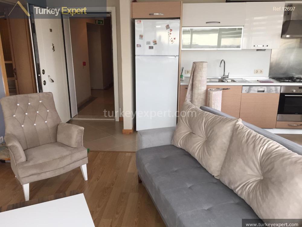 Resale apartment suitable for the residence permit in Istanbul Bahcesehir 0