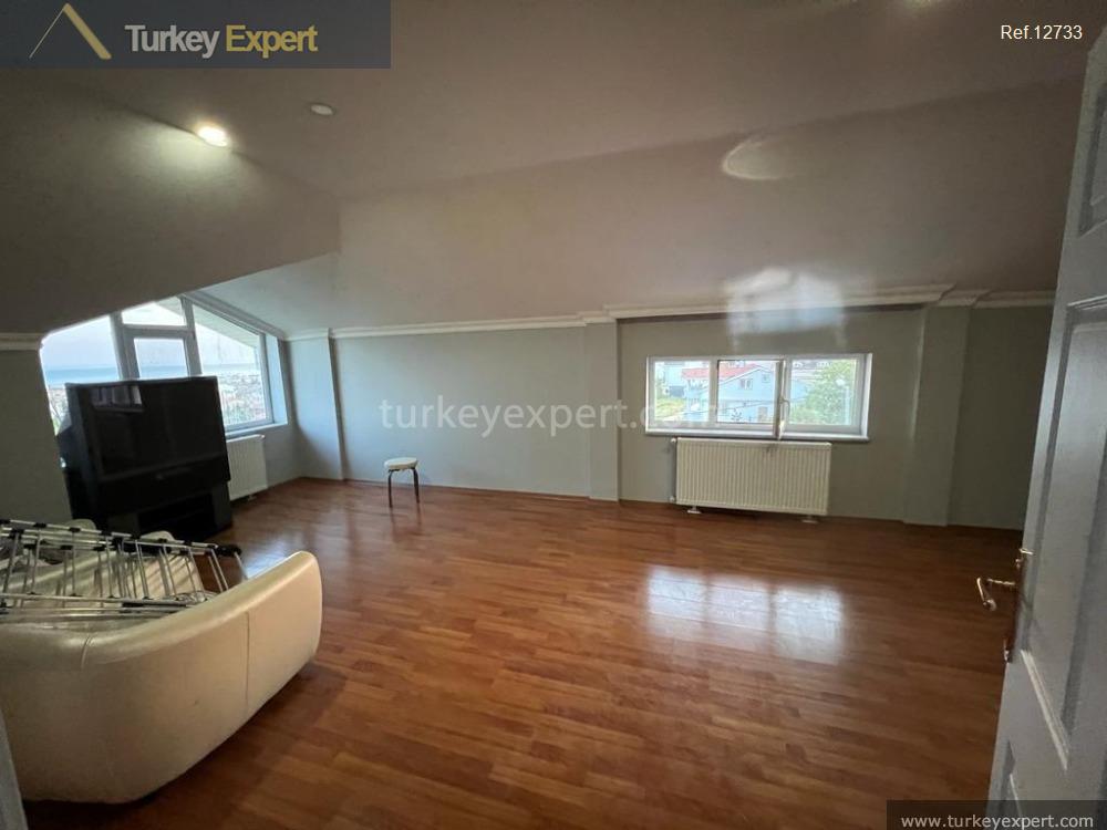 detached 4bedroom villa for sale in istanbul beylikduzu suitable for11