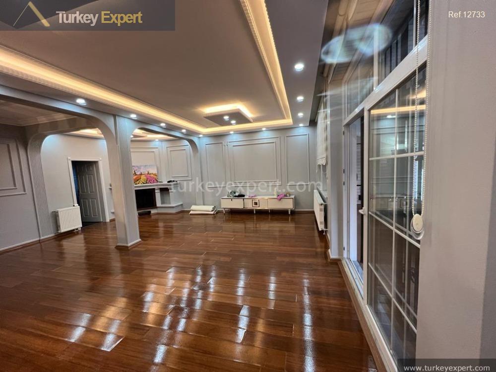 detached 4bedroom villa for sale in istanbul beylikduzu suitable for14