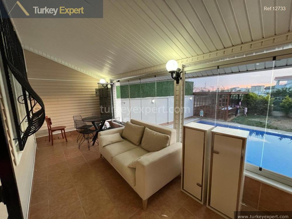 detached 4bedroom villa for sale in istanbul beylikduzu suitable for2