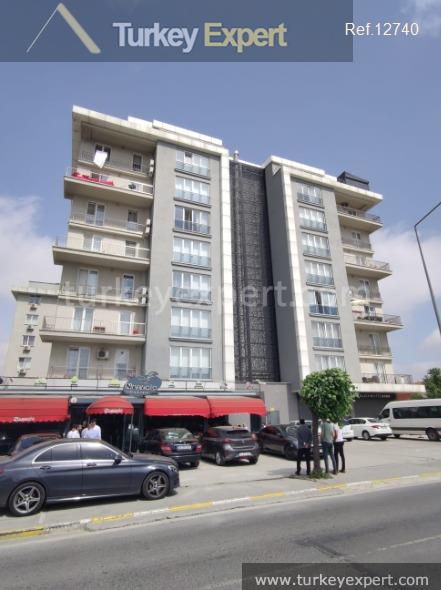1apartment for sale in istanbul kucukcekmece in a complex with
