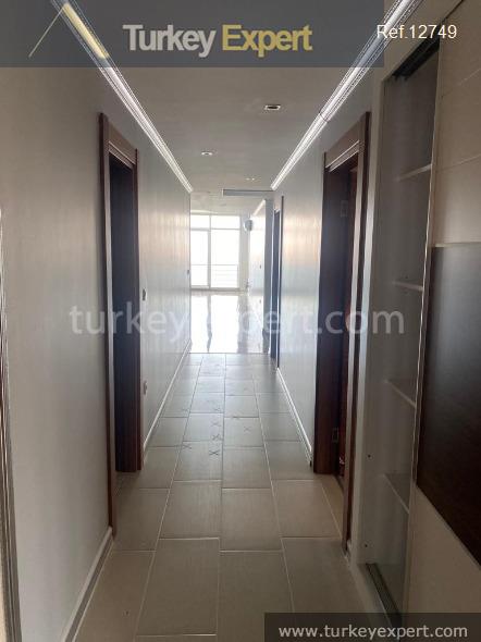 duplex 5bedroom apartment with a full view of the sea12