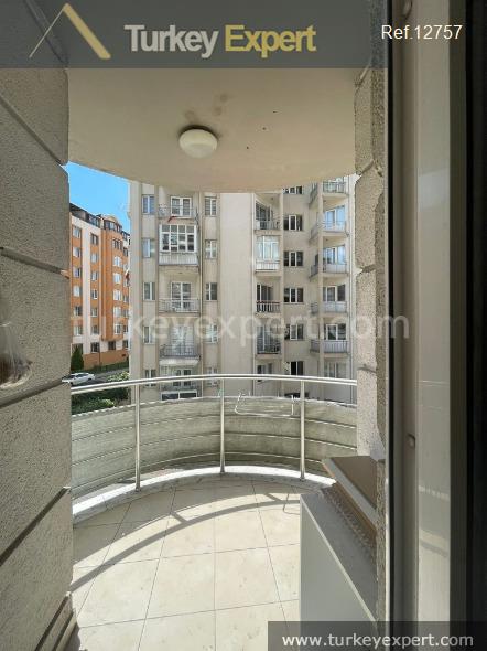 32affordable ready to move apartment for sale in bahcesehir