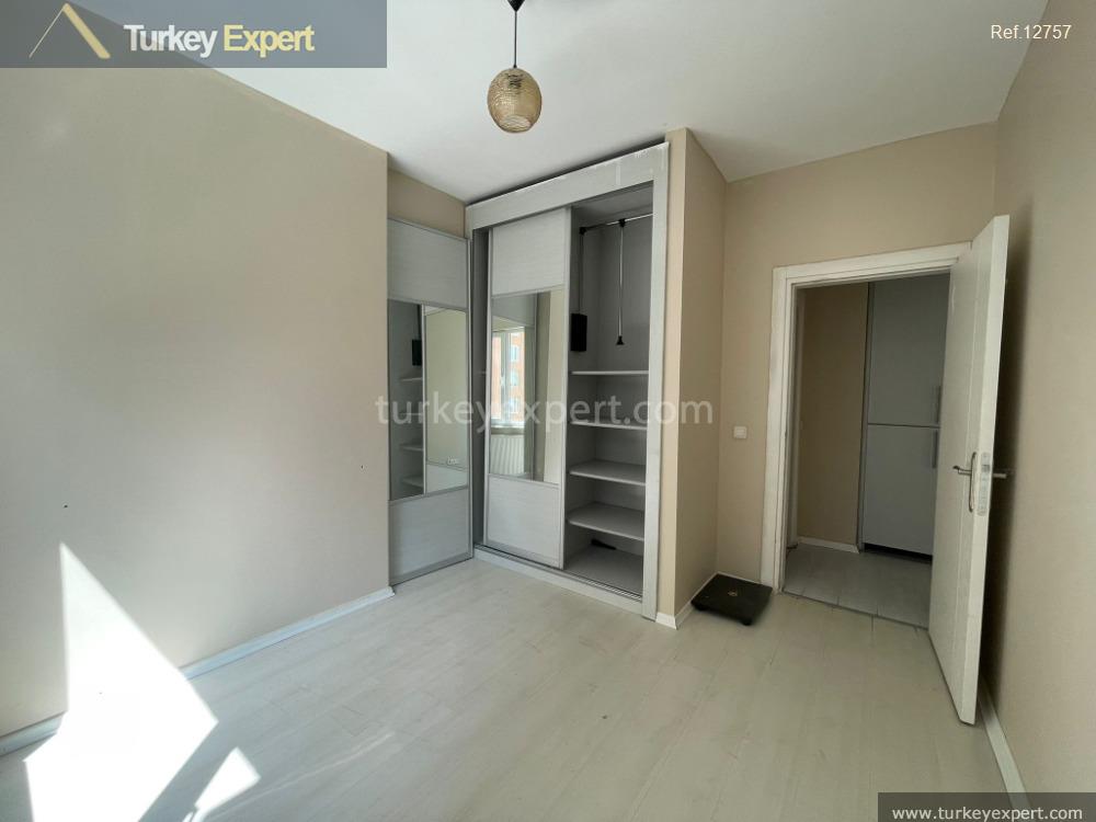 Apartment for sale in Istanbul Bahcesehir in a residential building 0