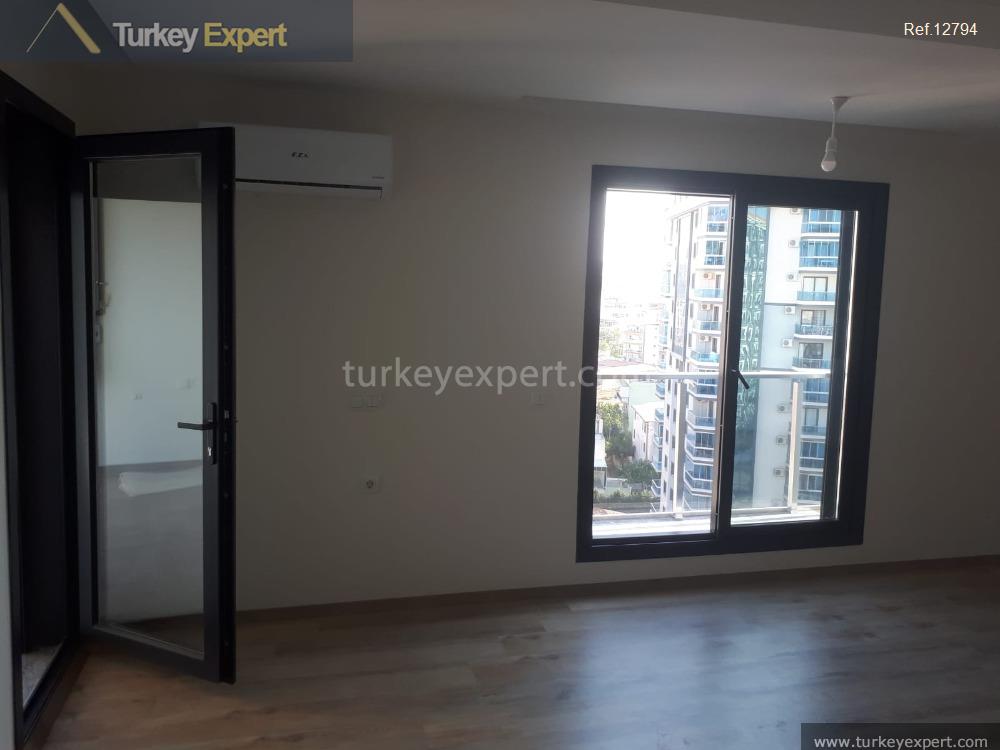 1183bedroom apartment with parking lot in izmir menemen