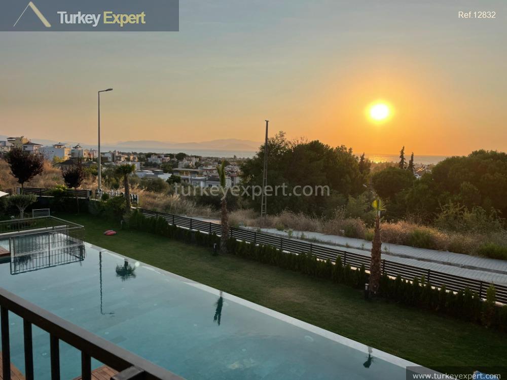 new villa with garden and panoramic sea views near diamond3