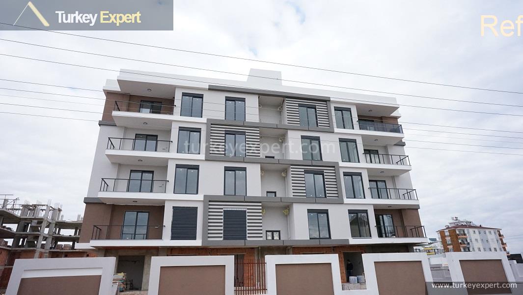 101spacious 3bedroom apartments for sale in a complex with a