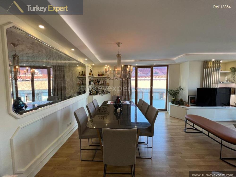 10111spacious resale apartment in besiktas istanbul_midpageimg_