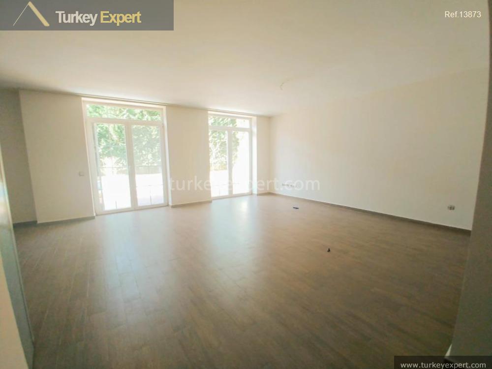 107istanbul sariyer 6bedroom villa with pool inside compound10