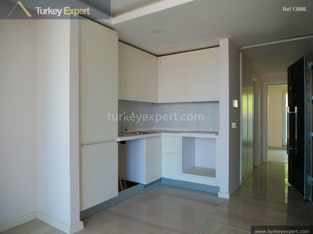 112istanbul buyukcekmece apartments with lake and sea views10