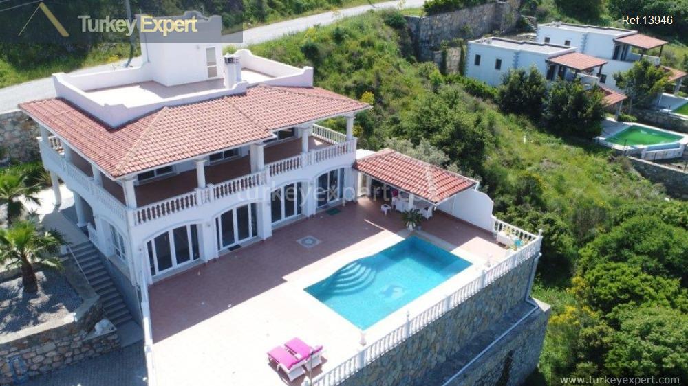deluxe villa with unique sea views only 100 m from23