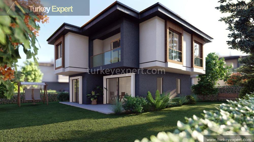 102stunning 4bedroom villas 1 km from the sea and beach4