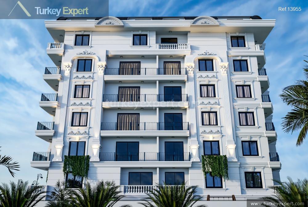 Alanya apartments and duplexes near the beach, in a lively residential location 0