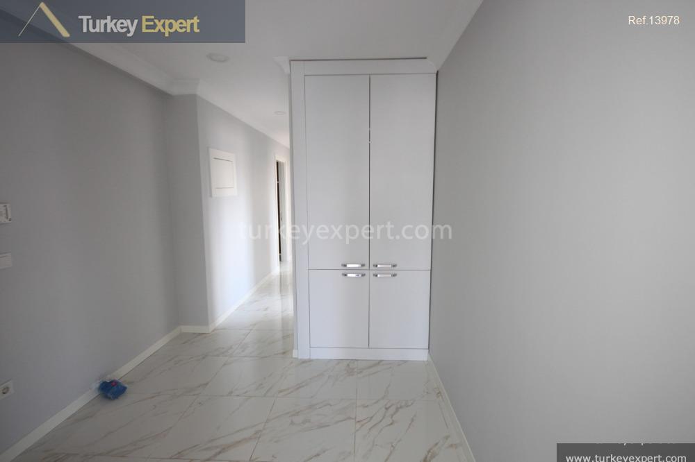 104spacious apartment for sale in istanbul kadikoy