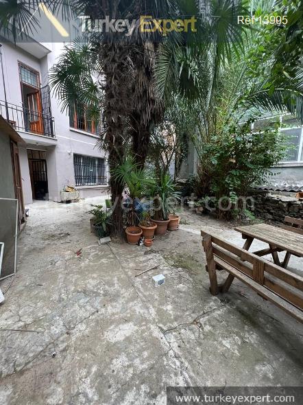 106spacious 4bedroom apartment in istanbul beyoglu