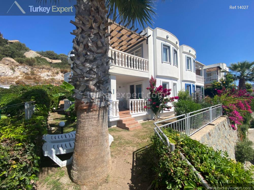 Stylish garden apartment with sea views in an exclusive resort in Bodrum Yalikavak 0
