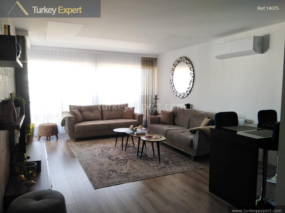 elegant apartment with 2 bedrooms and 2 bathrooms and pool15