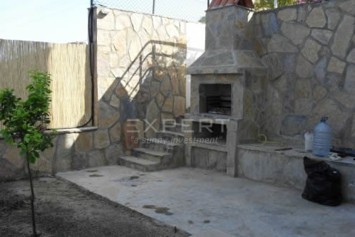 Independent off-plan villa with private infinity swimming pool