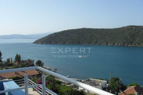 Independent off-plan villa with private infinity swimming pool