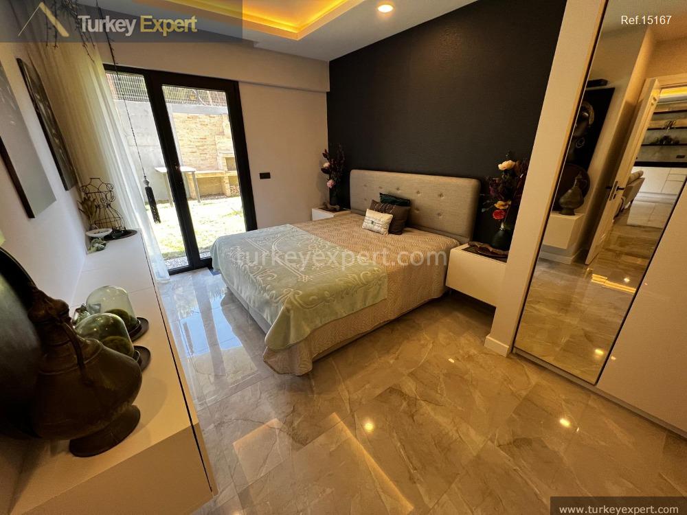 new and furnished 2bedroom apartment with private garden in the15