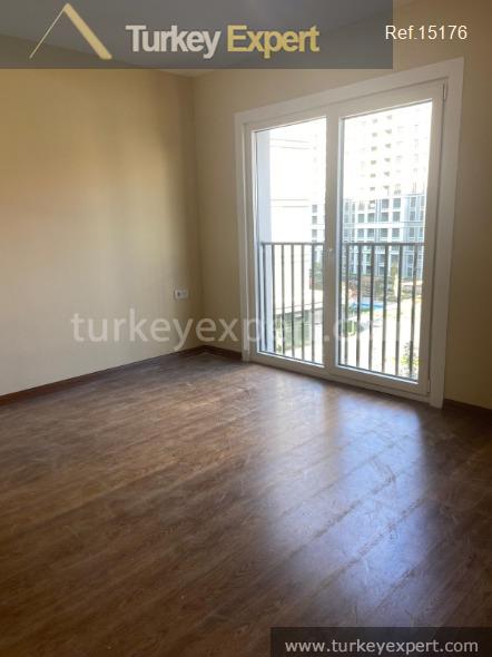 33333bedroom apartment in istanbul zeytinburnu suitable for a residence permit