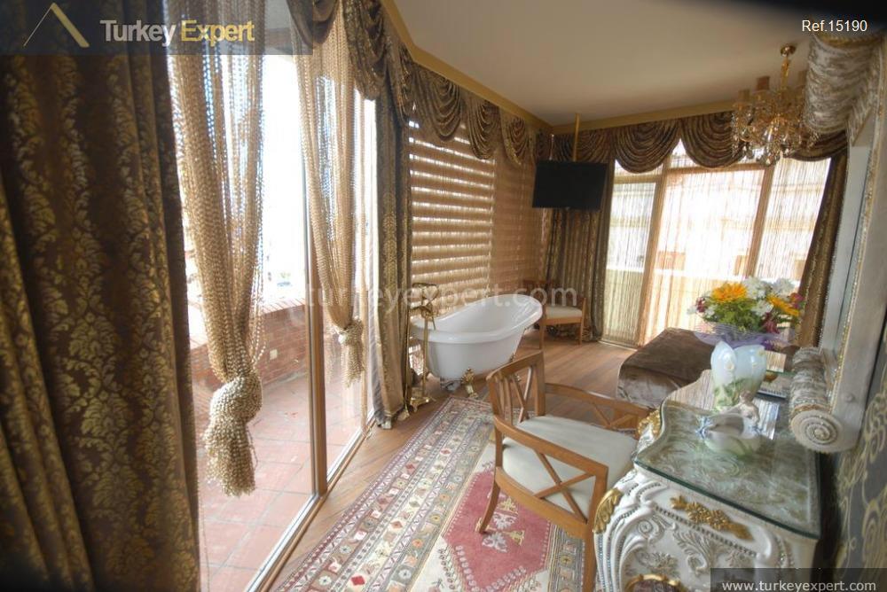 Hotel for sale in Istanbul Beyoglu with restaurants and meeting rooms 2
