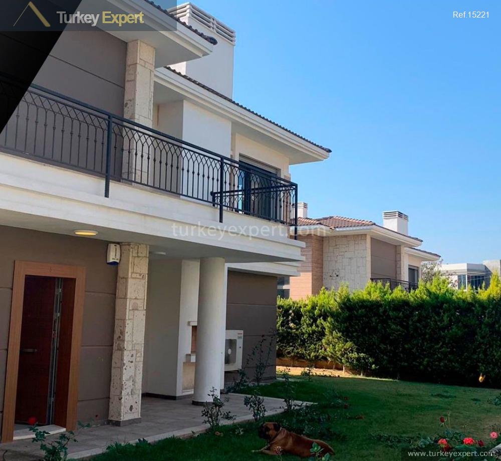 10411spacious duplex villa for rent in izmir guzelbahce with a