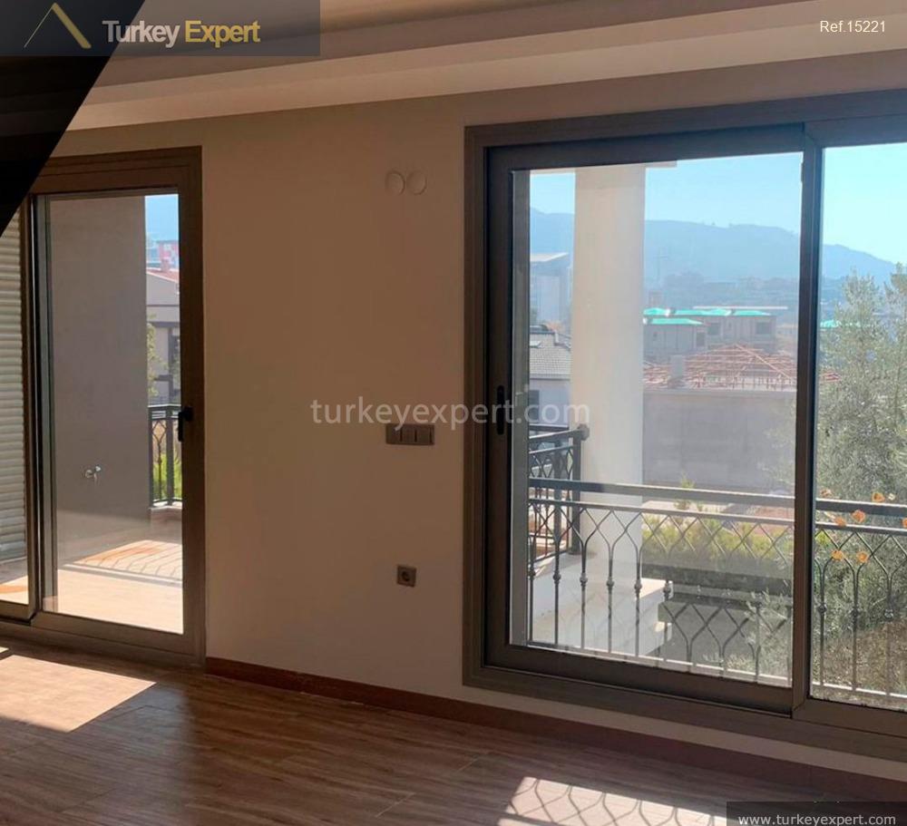 1spacious duplex villa for rent in izmir guzelbahce with a12