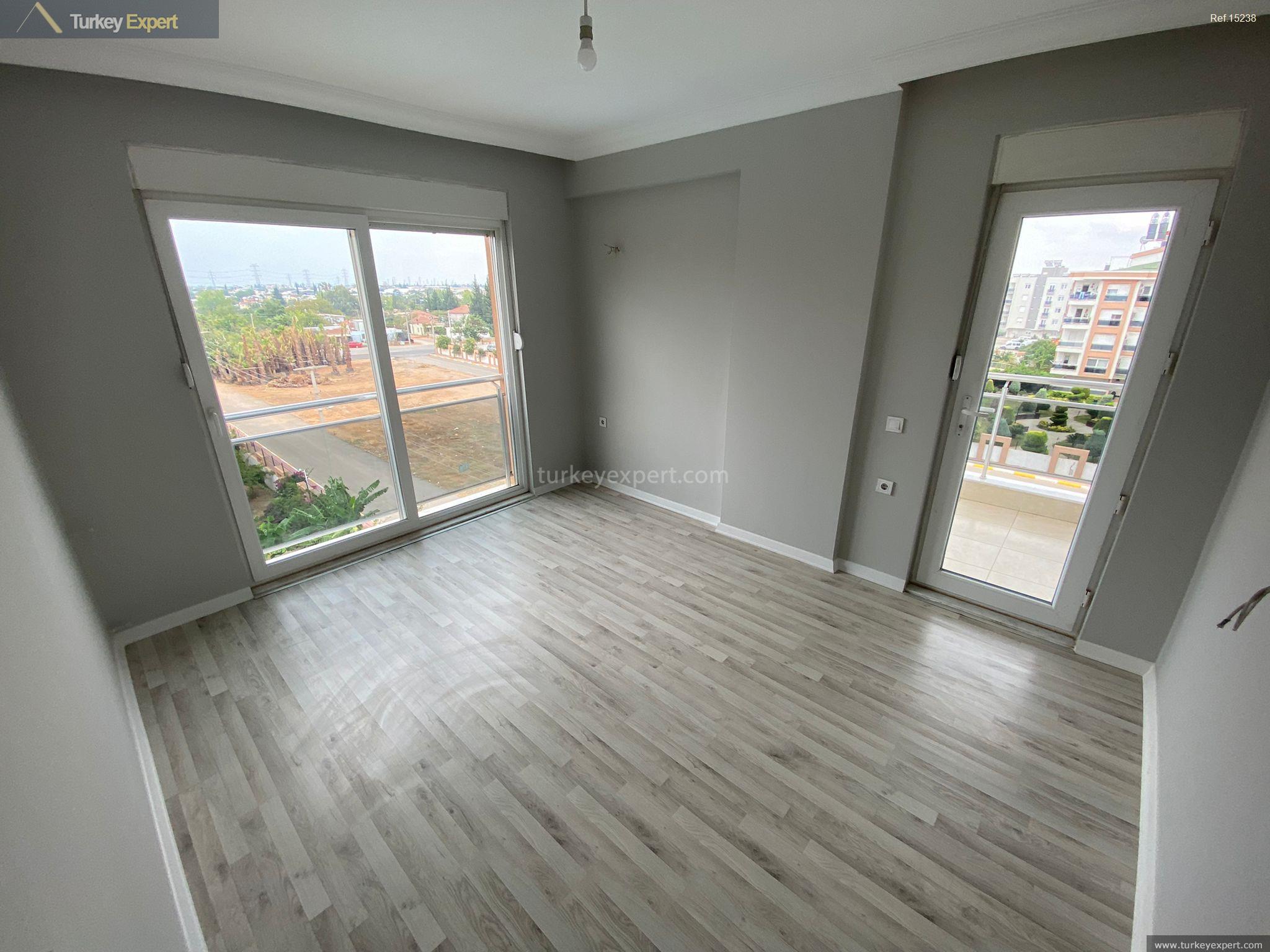 2-bedroom apartment in Antalya Kepez, with a communal pool 1
