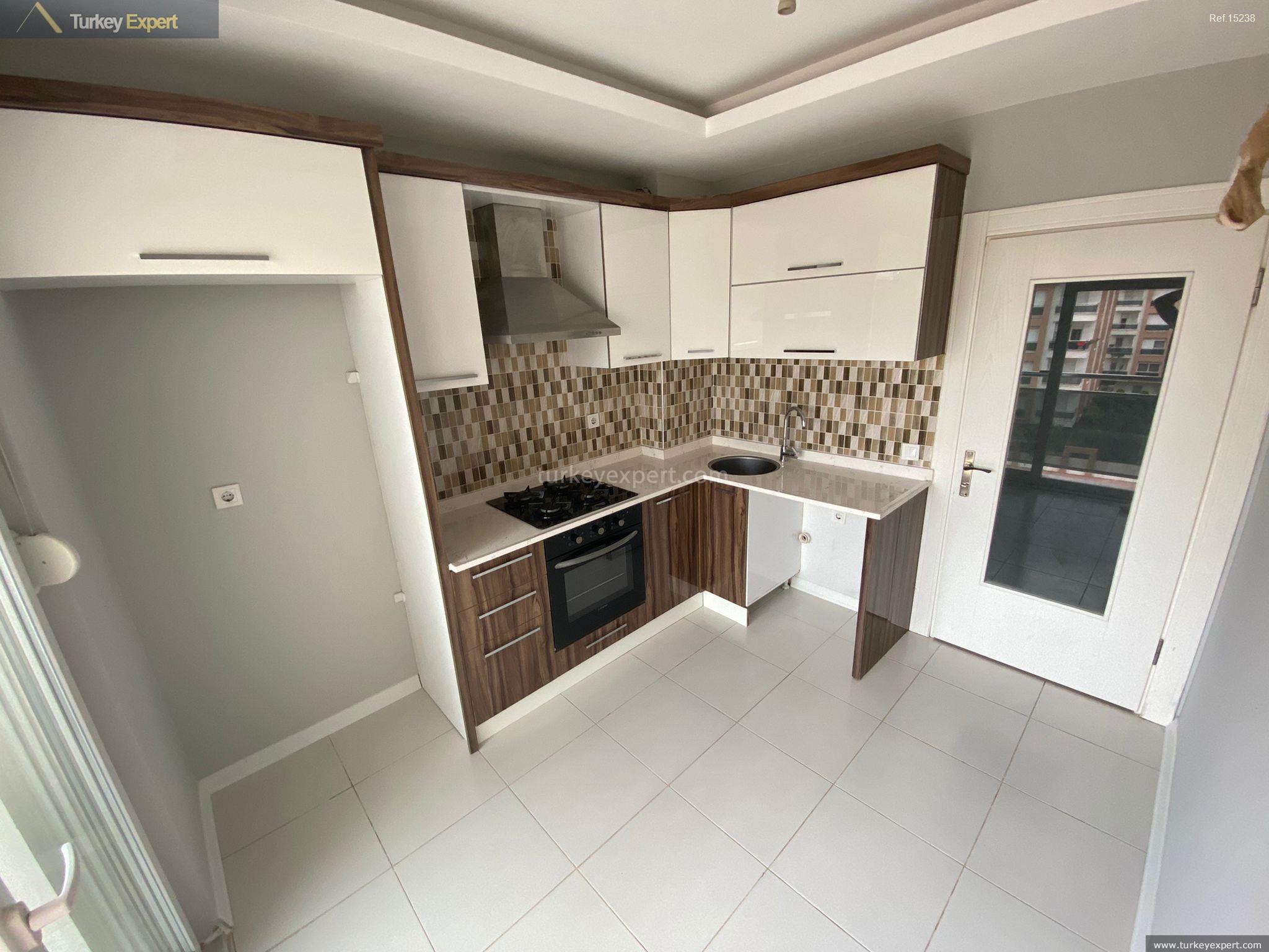 2-bedroom apartment in Antalya Kepez, with a communal pool 2