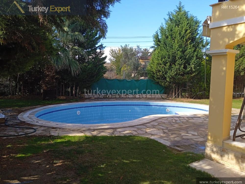 Grande villa avec piscine privée à Kusadasi Sogucak 0