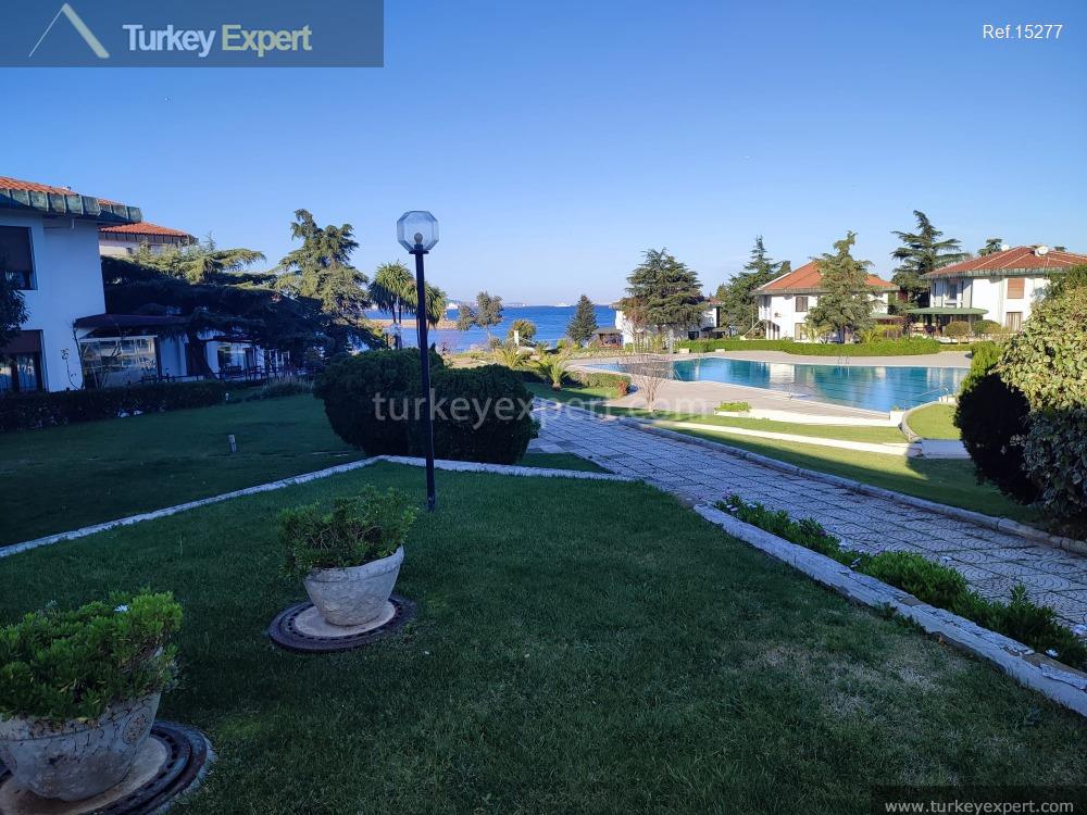101story villa with olympic pool for sale in istanbul tuzla1