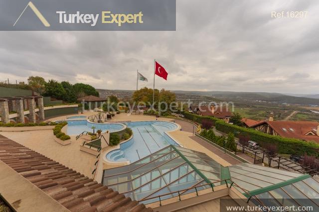Tudor-style villa in Istanbul Beykoz with facilities 0