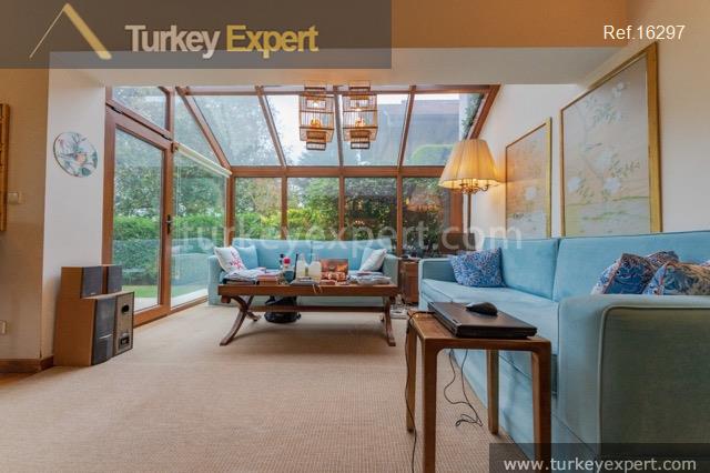Tudor-style villa in Istanbul Beykoz with facilities 1