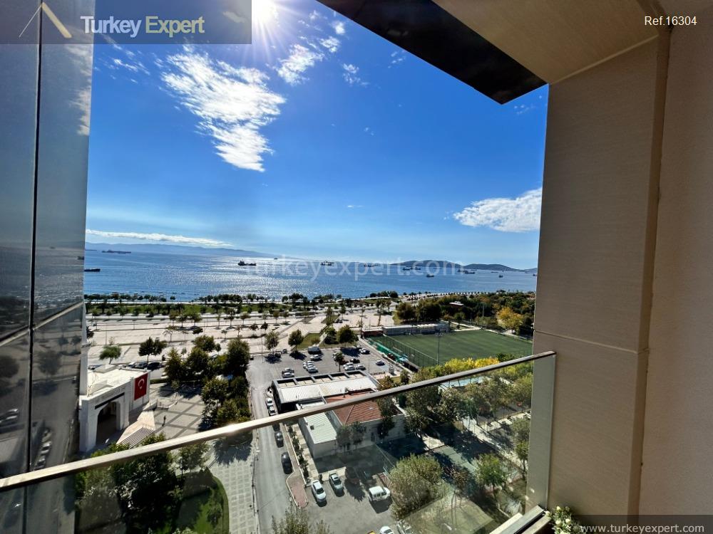 01luxury apartment with full sea view in istanbul pendik12