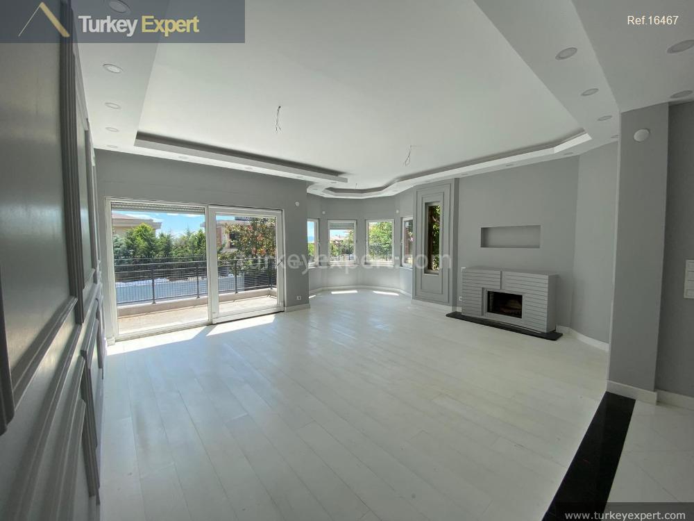 112outstanding 5bedroom villa in istanbul kartal14