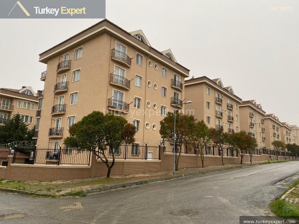 101title deed ready bargain apartments for sale in istanbul arnavutkoy4_midpageimg_
