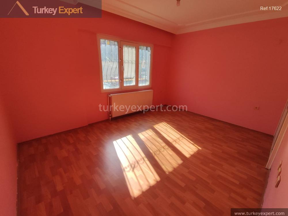 gulf view apartment with 3 bedrooms for sale in izmir12