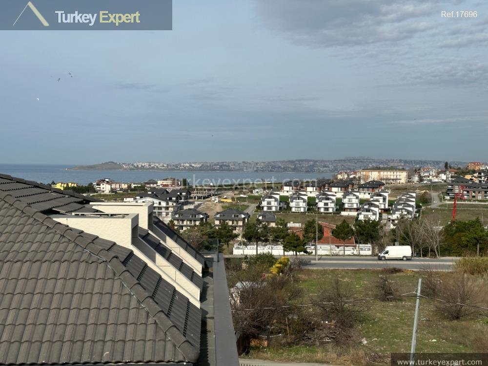 Spacious villas for sale in Istanbul near the sea 1