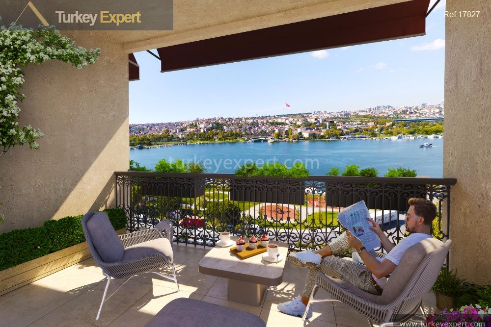 Eigentumswohnungen mit Blick auf das Goldene Horn in Istanbul Beyoglu 2