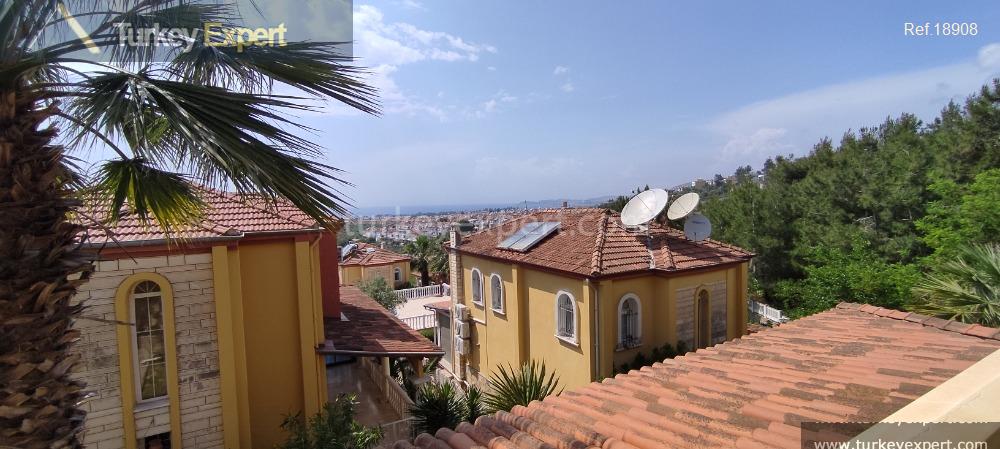 1114321single villa with sea views garage and shared pool in