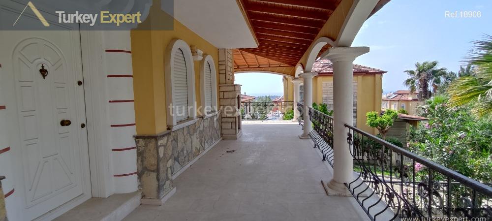 115single villa with sea views garage and shared pool in